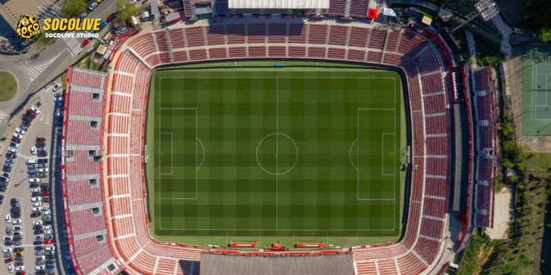 Bầu không khí rực lửa tại Estadi Municipal de Montilivi trước giờ G trận Girona vs Mallorca